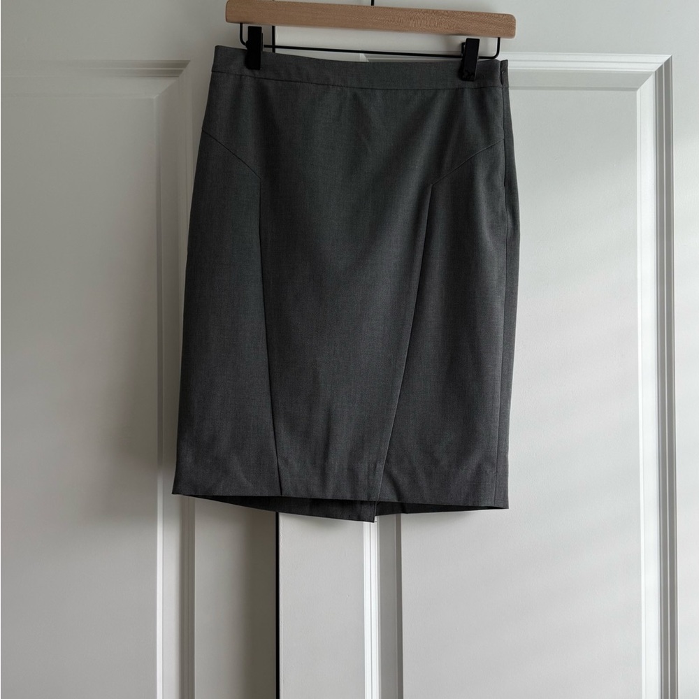 The Limited Gray Pencil Skirt Knee-Length Workwear